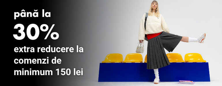 Cover image for Fashion Days